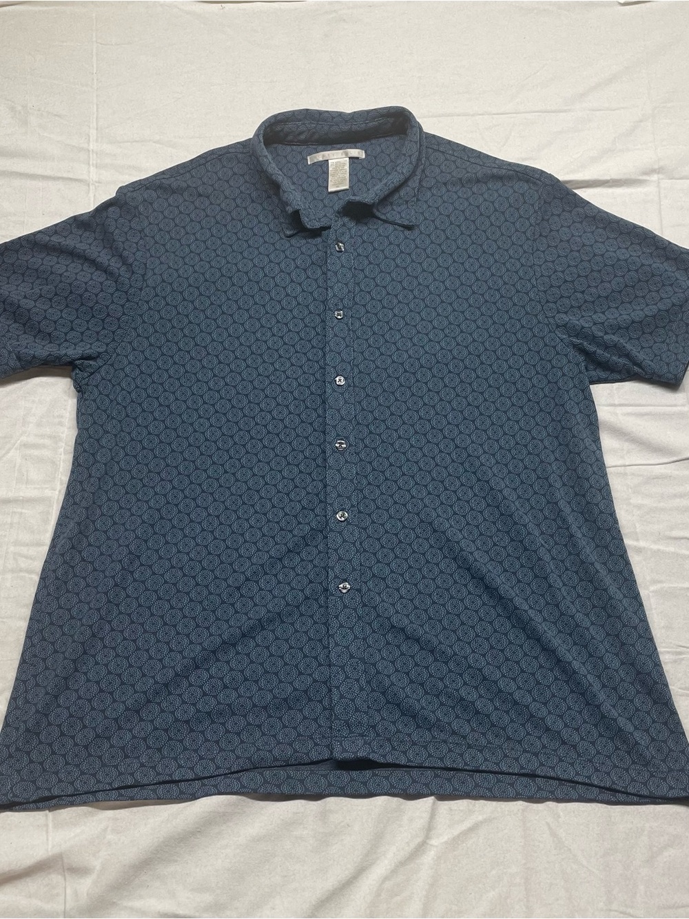 Perry Ellis Navy Short-Sleeve Button-Down with Subtle Geo Print